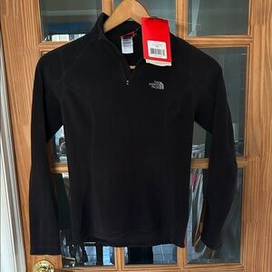 The North Face Women’s Fleece Quarter Zip-Up Sweater
